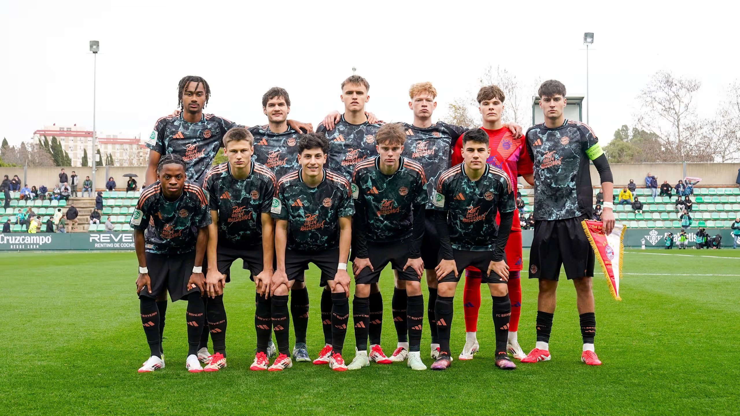 九游娱乐今晨塞维利亚队长鼓劲——欧冠节点到来风云突变葡萄牙体育赛后主帅复盘，库里在SKT比赛中逆转都惊呆了的简单介绍